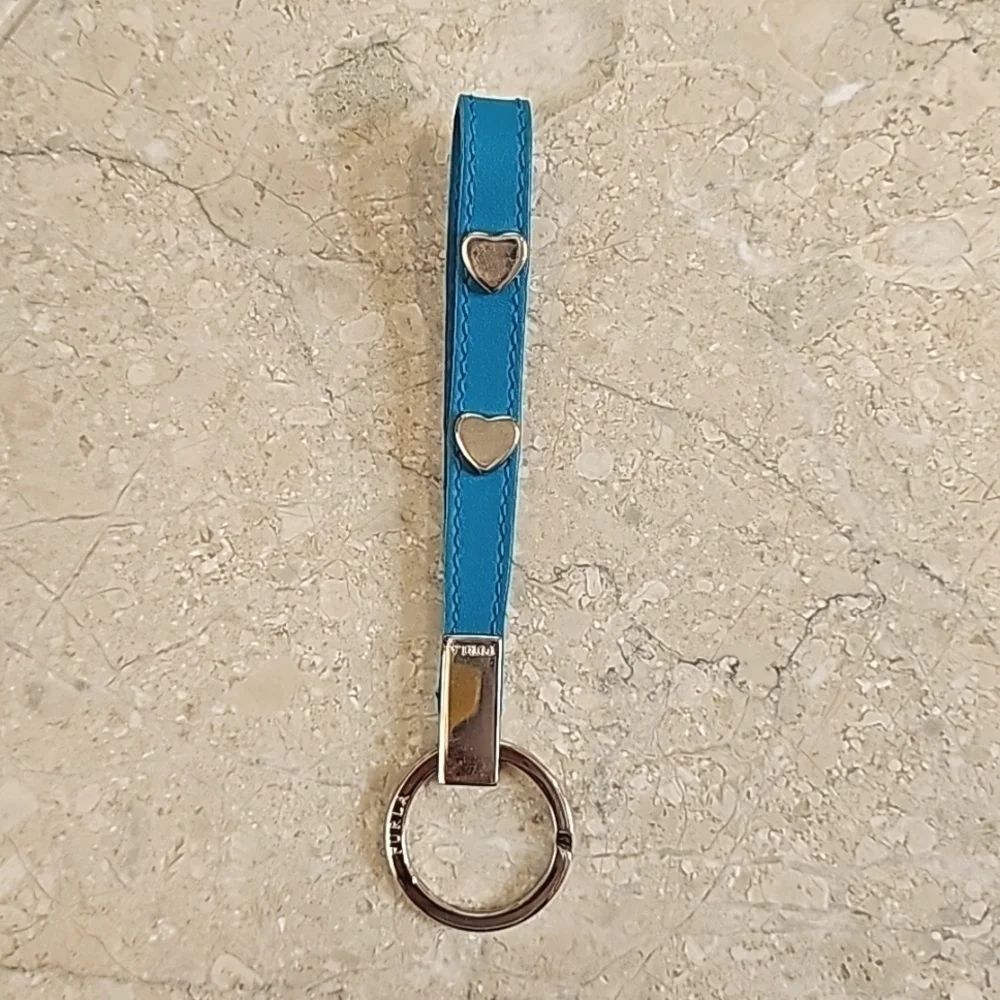 Ferla Turquoise And Silver Heart Keyring - OS